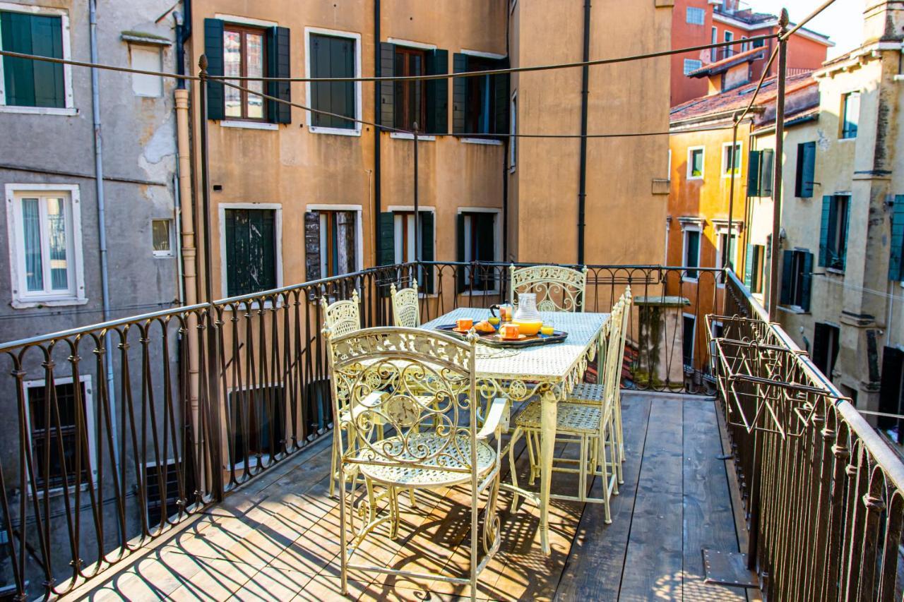 La Terrazza Di San Marco - Luxury Apartment Венеция Екстериор снимка